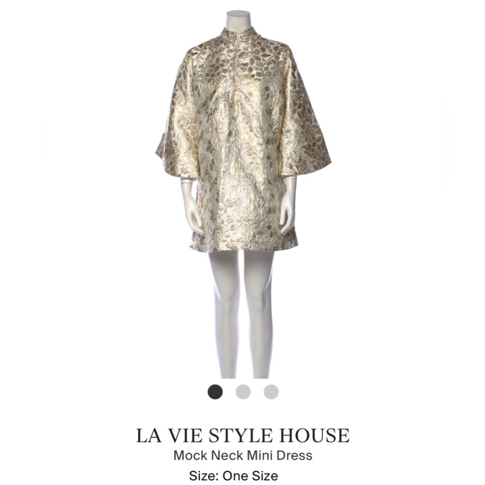 La Vie Style House Metallic Short Shift Dress